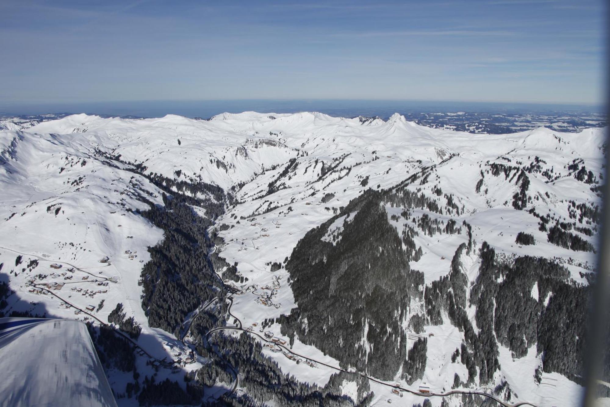 Das Alpine Lifestyle Berghotel Madlener Damuels Ngoại thất bức ảnh